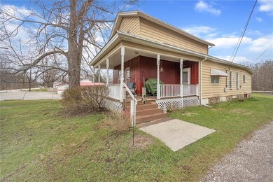 933 N Broadway, Geneva, OH 44041 - photo 4