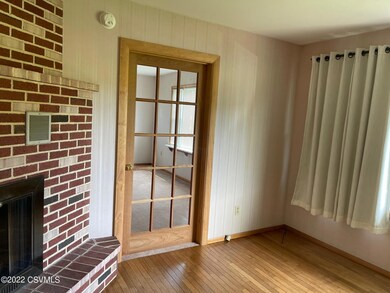 827 Ridge Rd, Milton, PA 17847 - photo 4