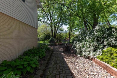 4120 Lillie Ave, Davenport, IA 52806 - photo 4