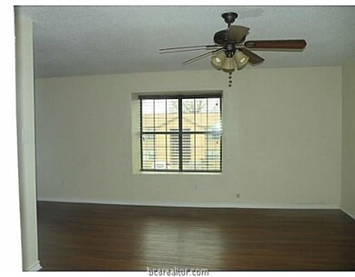 Living/Dining area