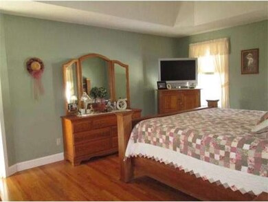 34 Mount Pleasant St, Oxford, MA 01540 - photo 7