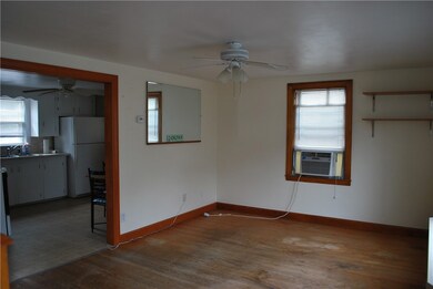 38 Winsor St, Cumberland, RI 02864 - photo 4