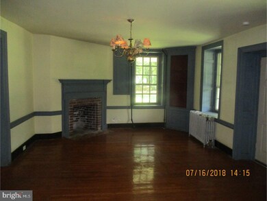 1001 Fitzwatertown Rd, Abington, PA 19001 - photo 4
