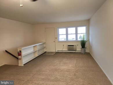 76 Lark Cir, York, PA 17404 - photo 5