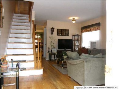 69 Beverly Ave, Staten Island, NY 10301 - photo 2