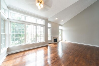 07_6226WESTGOLFRIDGEDRIVE_2012_HiRes