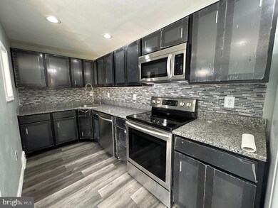 522 S 3rd St, Darby, PA 19023 - photo 3