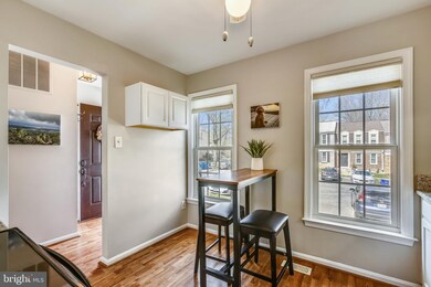 8571 Chester Grove Ct, Springfield, VA 22153 - photo 5