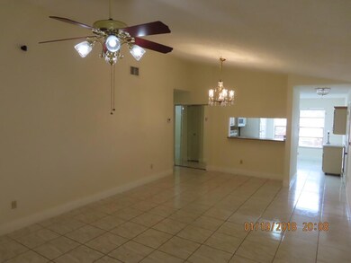 1401 Pines Ln, West Palm Beach, FL 33415 - photo 6