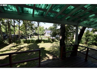 1008 June St, Hood River, OR 97031 - photo 7