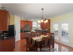 Additional Dining Space