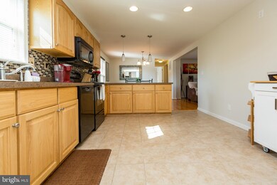 1015 Cord St, Middle River, MD 21220 - photo 7