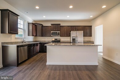 9184 Riverhill Rd, Laurel, MD 20723 - photo 4