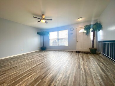 18118 Versailles Ln, Hazel Crest, IL 60429 - photo 6