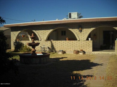 back view- Great patio!!