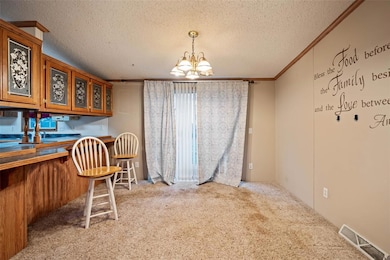 5211 S 70th Ave E, Newton, IA 50208 - photo 6