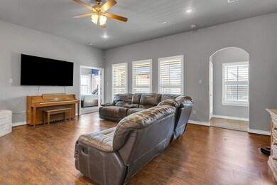 54 Laurel Valley Dr, Odessa, TX 79765 - photo 4