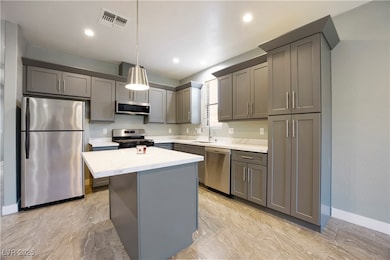 605 N Yale St, Las Vegas, NV 89107 - photo 4