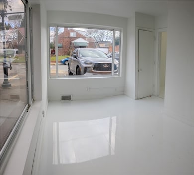 101 Emerson Ave unit Loop, Pittsburgh, PA 15215 - photo 3