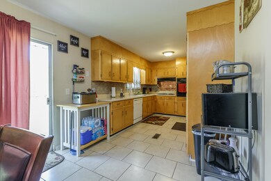 Kitchen Dining