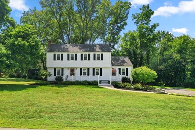 19 General Henry Knox Rd, Southborough, MA 01772 - photo 2