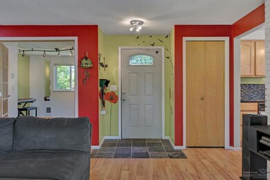 2152 SW 25th St, Redmond, OR 97756 - photo 3