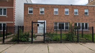 6045 N Mozart St, Chicago, IL 60659 - photo 2