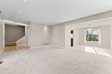 1021 W Shedron Way, Lombard, IL 60148 - photo 5