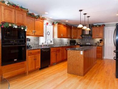 26 Playhouse Cir, Hampton, NH 03842 - photo 7