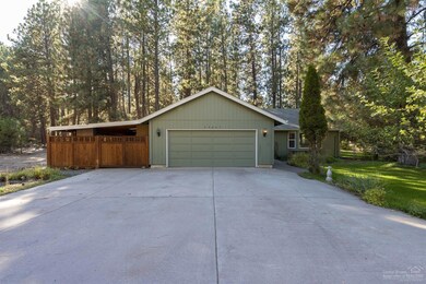 19261 Shoshone Rd, Bend, OR 97702 - photo 2