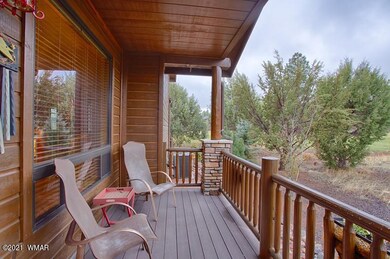 Side deck by  entrance