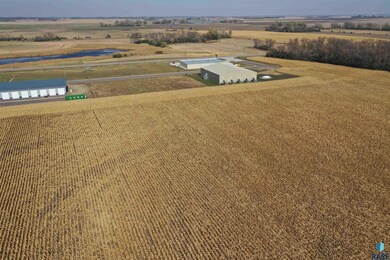 0 34 Hwy unit 22501707, Colman, SD 57017 - photo 4