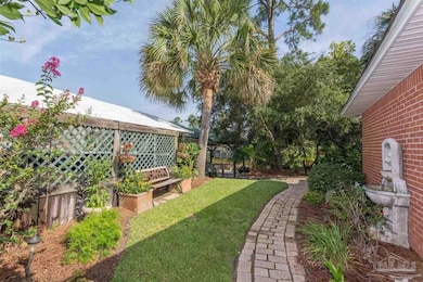 1611 Luzon Ln, Gulf Breeze, FL 32563 - photo 7