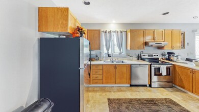 2-Lyman-Avenue-Saco-Kitchen(1)