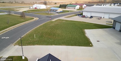 315 Sandstone Dr NW, Eyota, MN 55934 - photo 2