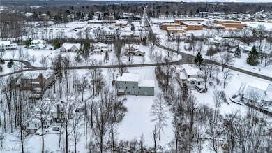 213 Canfield Dr, Chardon, OH 44024 - photo 2