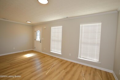 6727 Arbor Creek Dr unit 26, Louisville, KY 40228 - photo 3