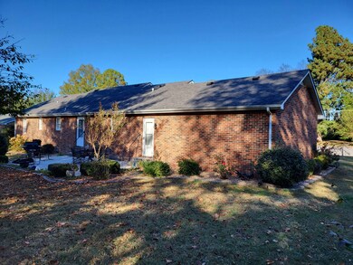 412 Dot Cir, Shelbyville, TN 37160 - photo 6