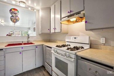 5508 W 119th St, Inglewood, CA 90304 - photo 6