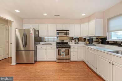 66 Maple Leaf Cir, Sewell, NJ 08080 - photo 6