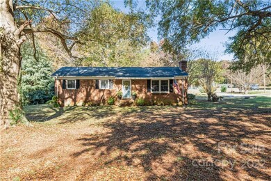 1152 Faulkner Rd unit 1, Clover, SC 29710 - photo 3