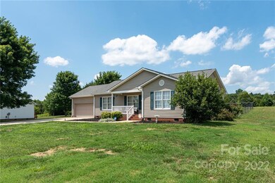 125 Rock Island Dr, Statesville, NC 28625 - photo 2