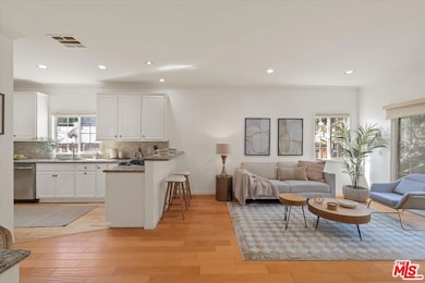 2409 Olive Ave, La Crescenta, CA 91214 - photo 5