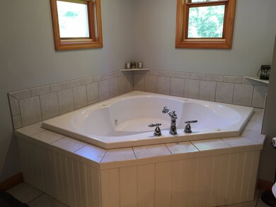 176 Marilyn Ln, Center Conway, NH 03813 - photo 4