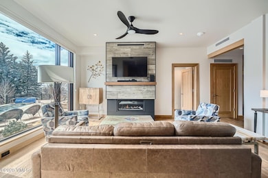1 Waterfront Wy #102 - Web Quality - 005