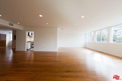 10366 Wilshire Blvd unit 201, Los Angeles, CA 90024 - photo 2