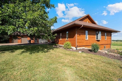 9736 W Lake Rd, Ozawkie, KS 66070 - photo 2