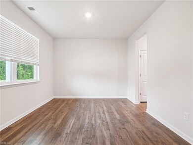 205 Gallop Way, Yorktown, VA 23690 - photo 4