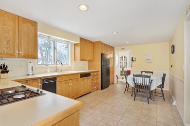 4 Old Colony Ln, Acton, MA 01720 - photo 4