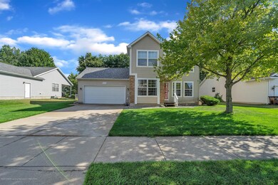 02-4545-Doncaster-Ave-WindowStill-R
